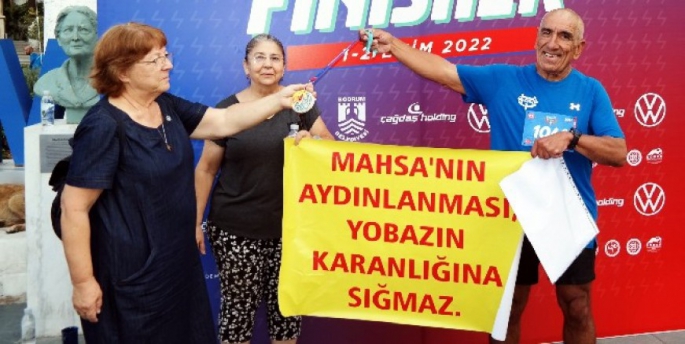 Maraton koşusunda İranlı Amani’ye destek