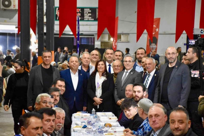 Aydın Büyükşehir Belediyesi Bozdoğanda iftar programı düzenledi
