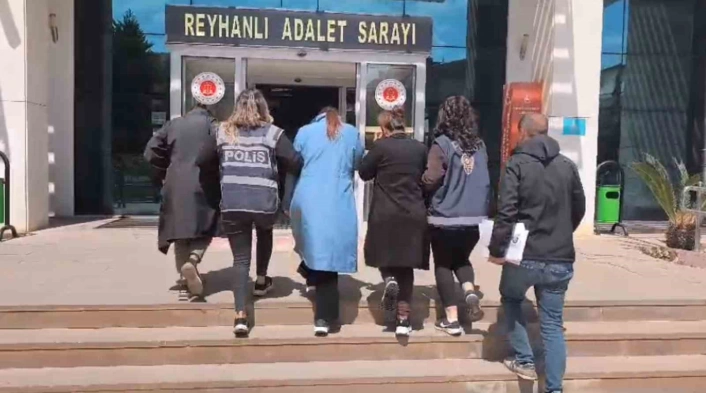 İl değiştirip evlerden hırsızlık yapan 3 kadın tutuklandı
