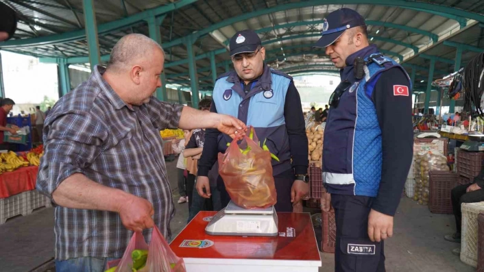 Tarsusta semt pazarlarında tartı kontrol noktası uygulaması başlatıldı
